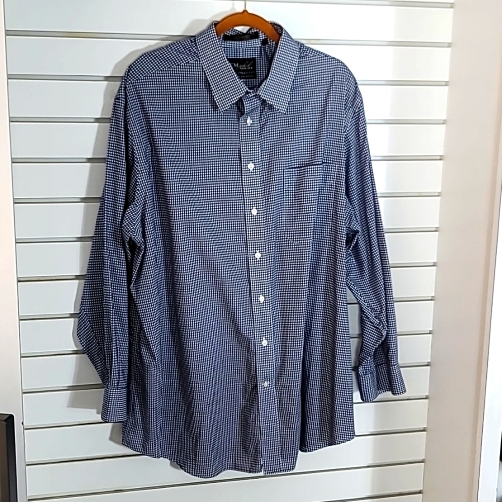 CM Gold Series  Shirt 18 1/2 34/35 Wrinkle Free  (Price Firm)